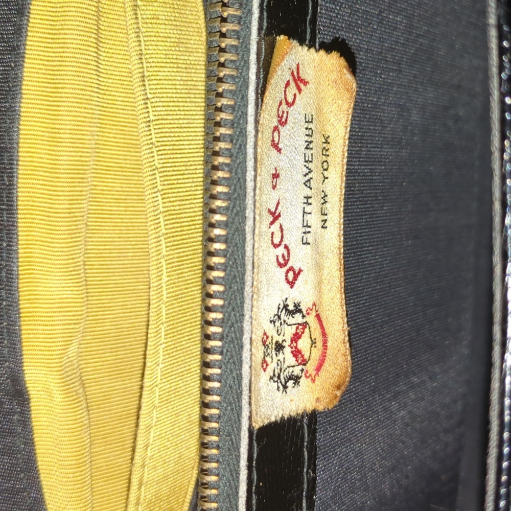 Vintage Peck & Peck Lizard Leather Black Handbag Yellow Asking Only $30 WOW - Picture 3 of 10
